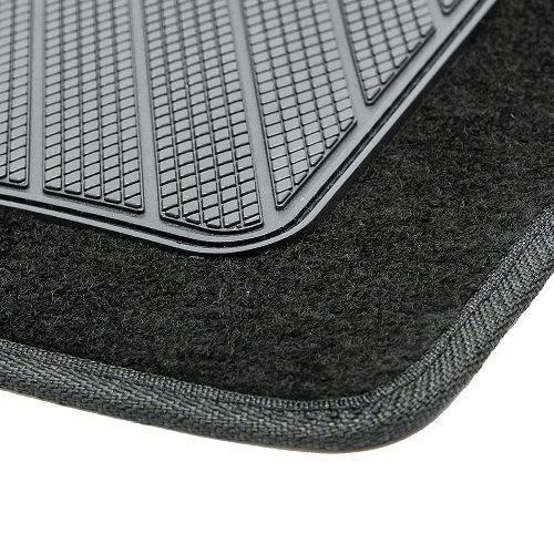 Коврики салону універсальні EL 215011  текстиль В чорні