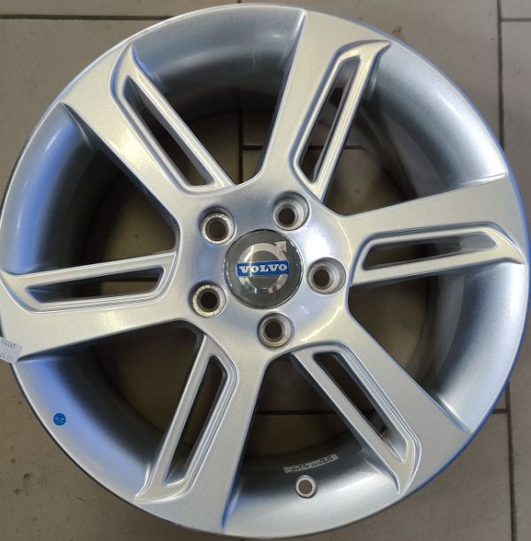 16 5/108 7.0J ET49 DIA65.1 silver VOLVO