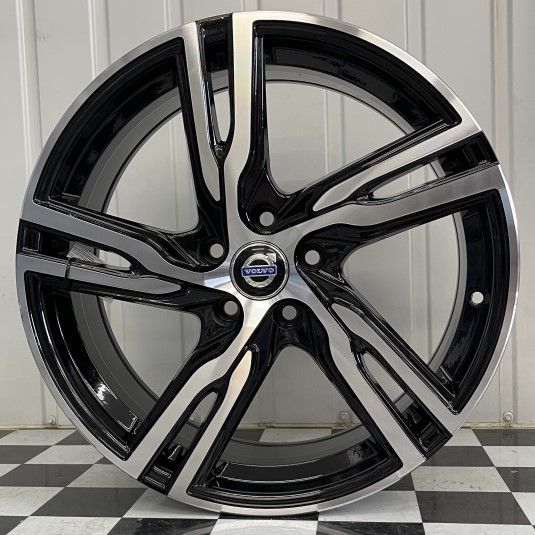 18 5/108 8.0J ET42 DIA63.4 CT-1522 MB VO