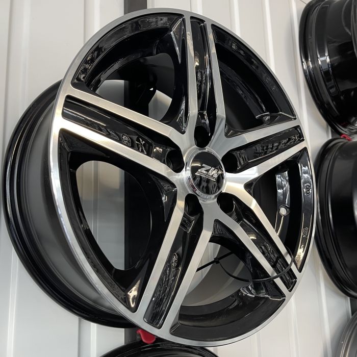 15 5/098 6.5J ET30 DIA73.1 ZW-610 B